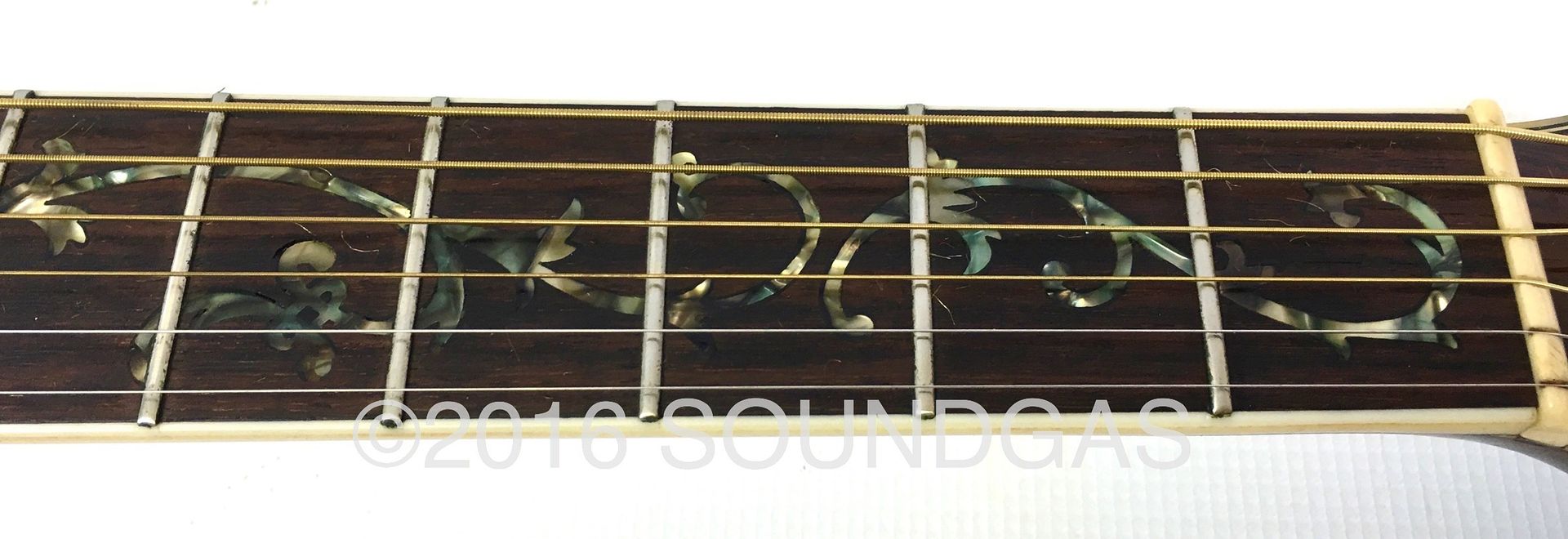  photo Morris-W65M-Acoustic-Guitar-13.jpg